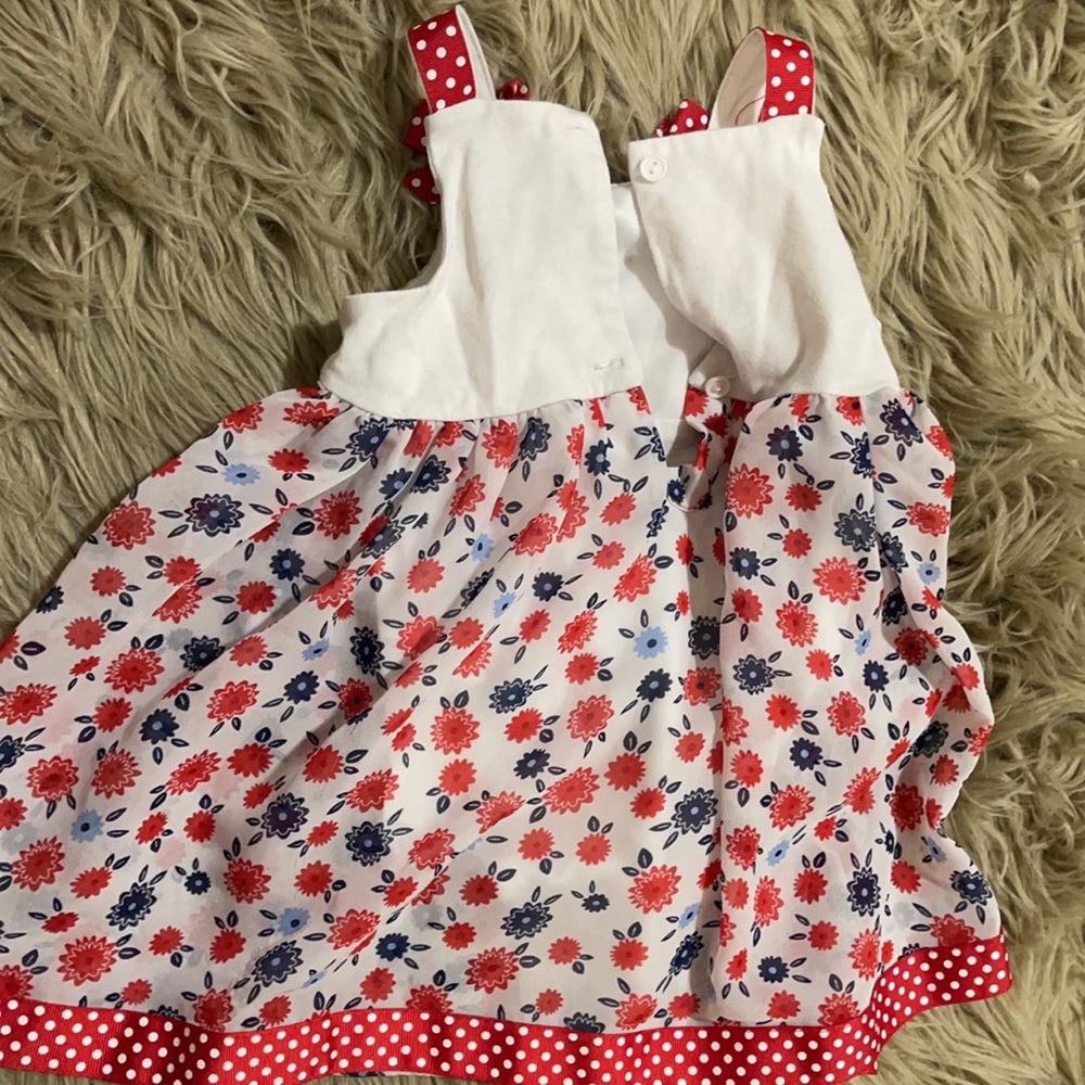 Dress - Picture 3 of 3